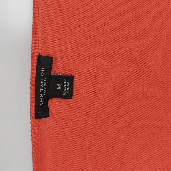 Ann Taylor Cashmere Blend Lightweight Sweater M Medium Pumpkin Orange - Picture 5 of 6